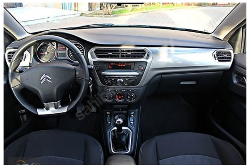 Citroen Elysee Benzin Manuel Araç Kiralama